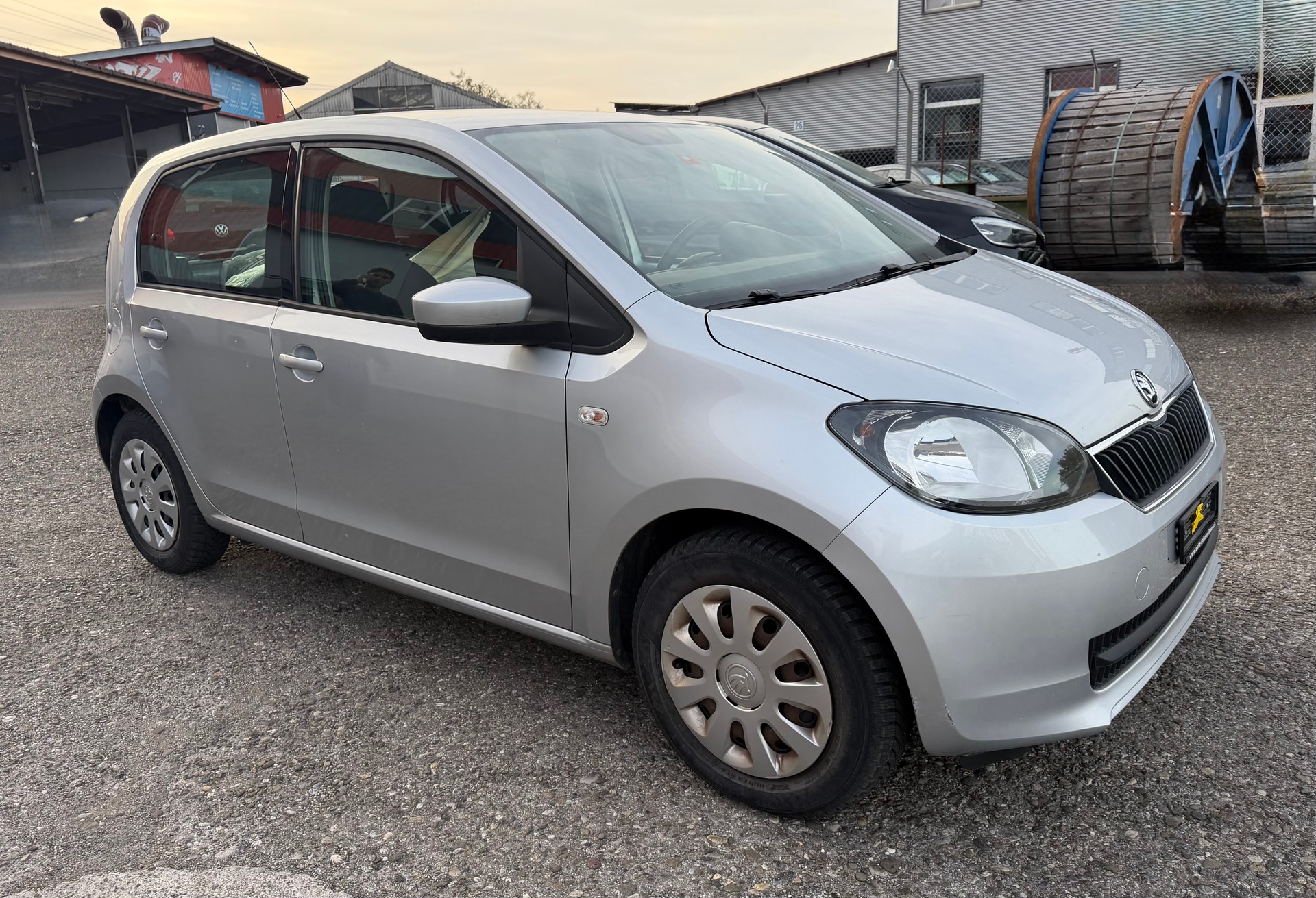 SKODA Citigo 1.0 G-tec Ambition-image-2