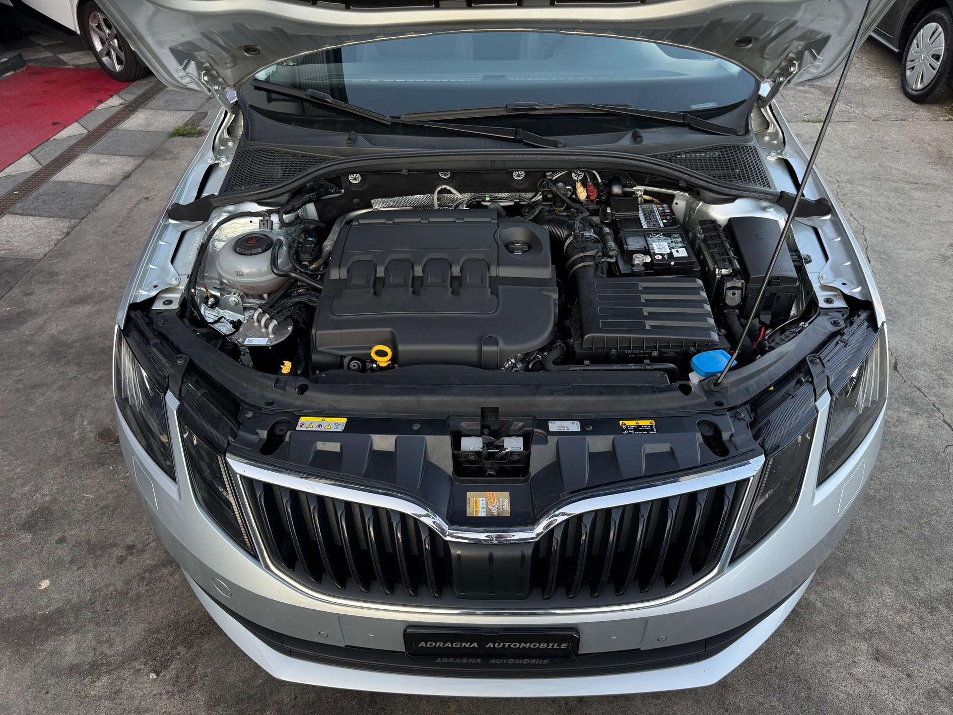 SKODA Octavia Combi 2.0 TDI Ambition 4x4-image-24