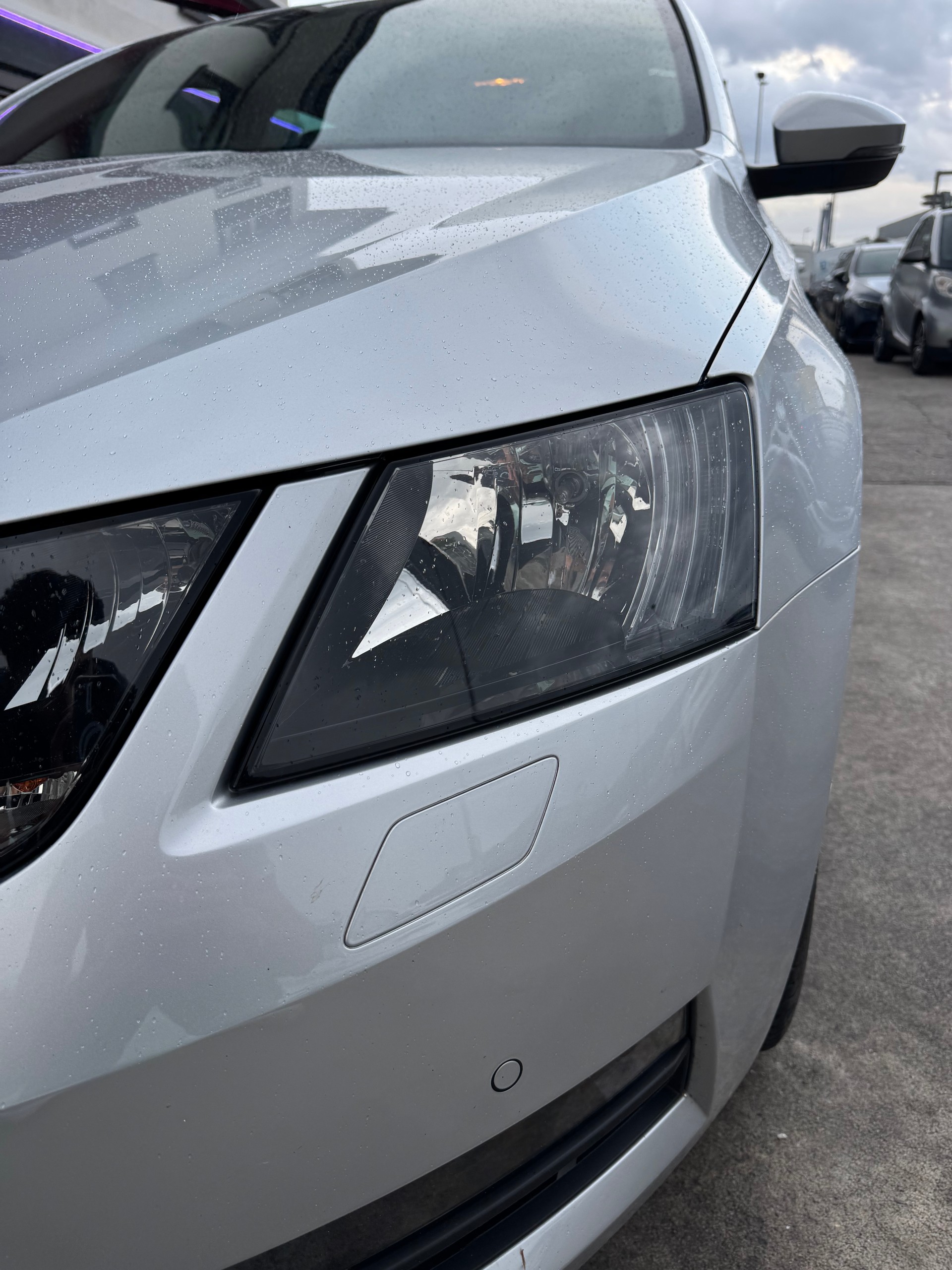SKODA Octavia Combi 2.0 TDI Ambition 4x4-image-23