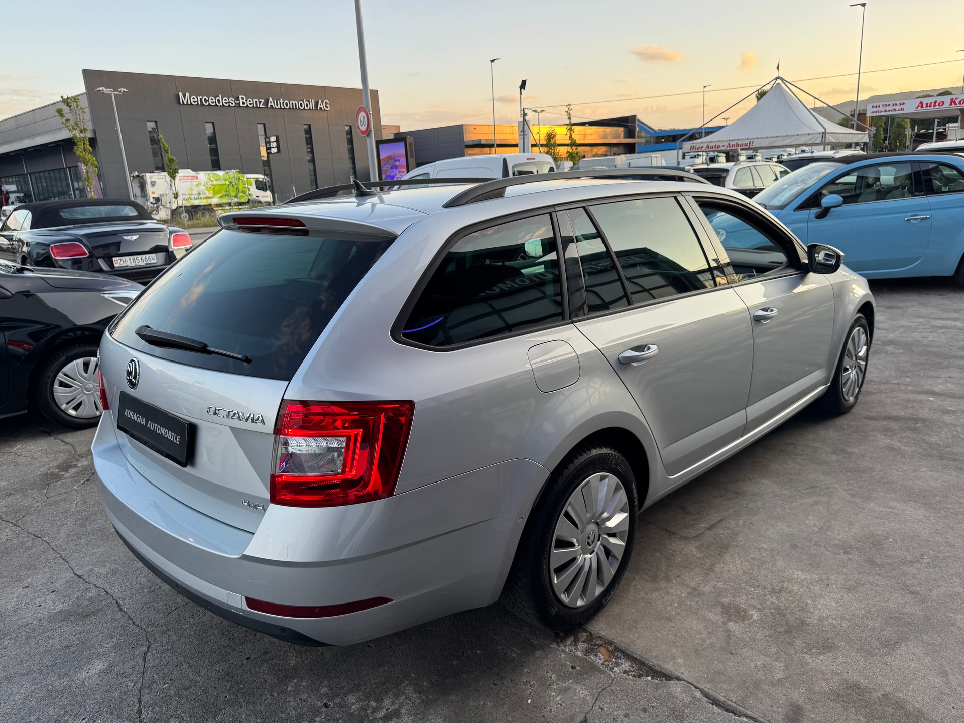 SKODA Octavia Combi 2.0 TDI Ambition 4x4-image-7
