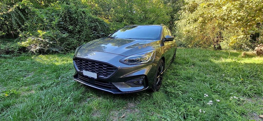 FORD Focus 1.0 SCTi ST Line Automatic-image-0