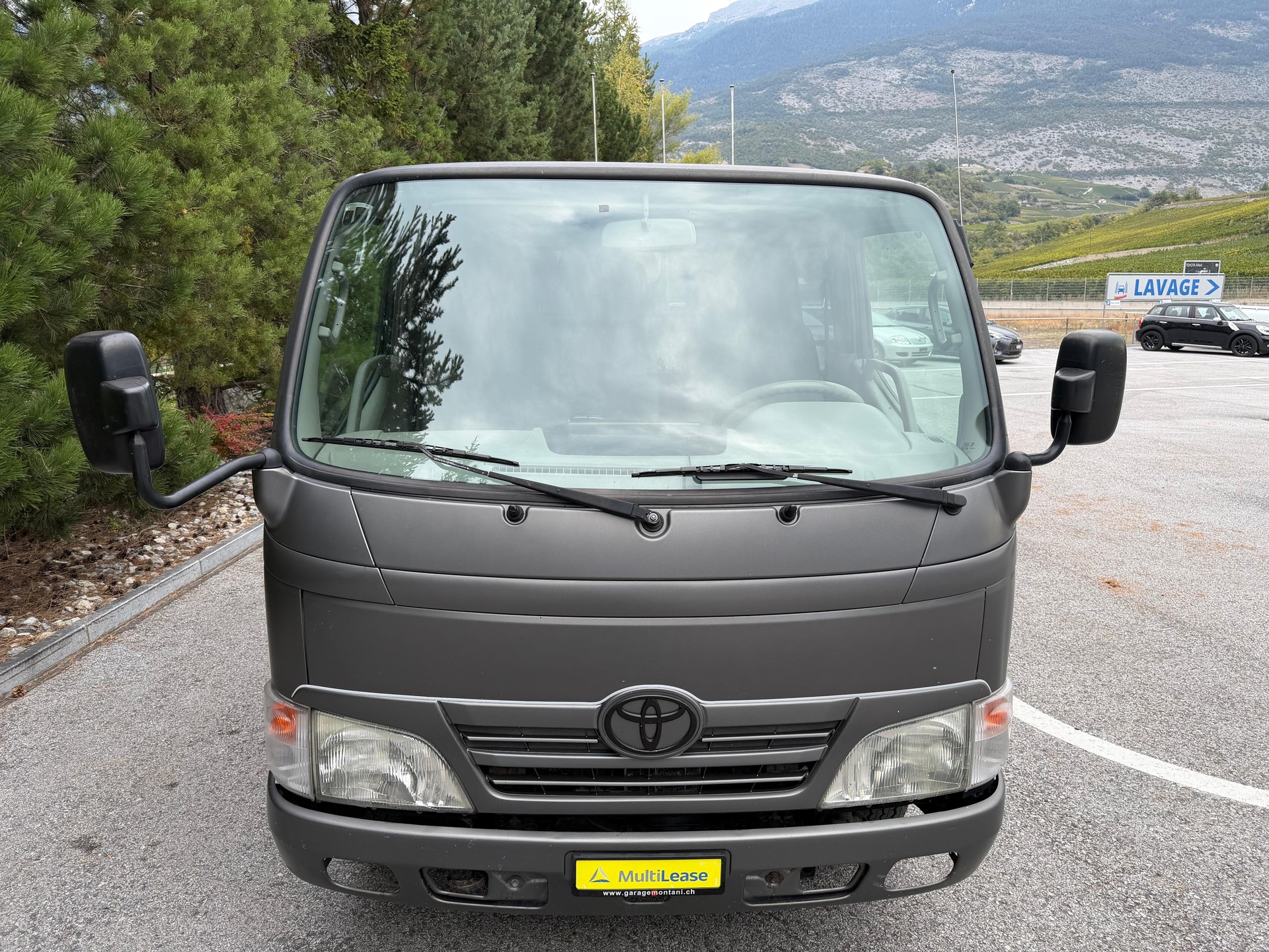 TOYOTA Dyna 100 DKab.-Ch. SWB 3.0 D-4D-image-2