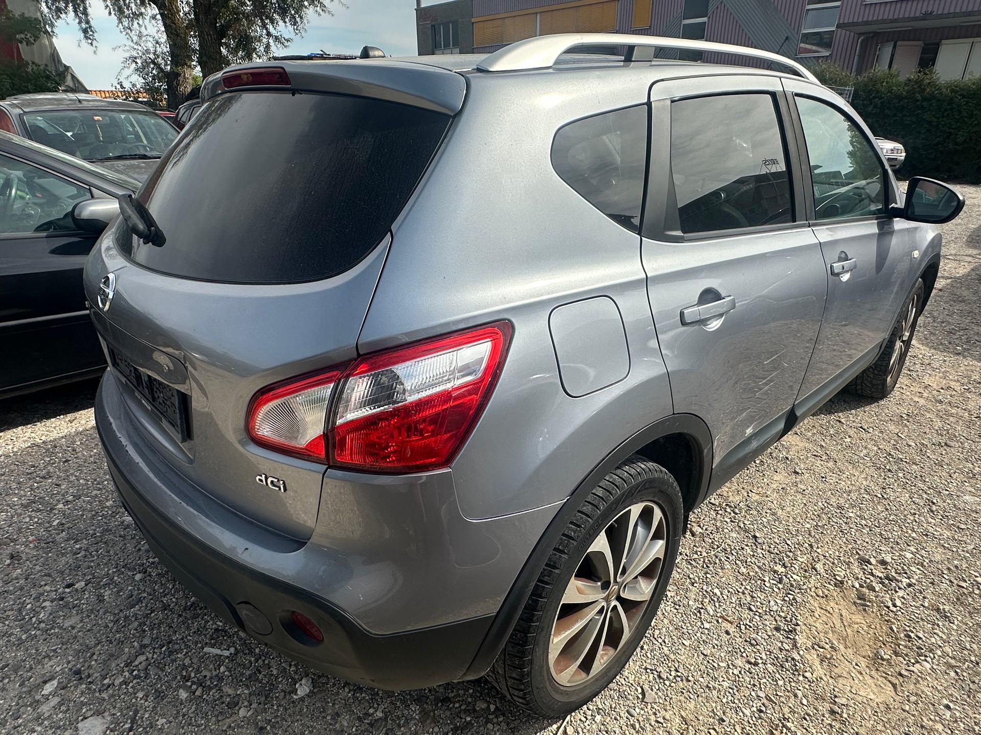 NISSAN Qashqai 2.0 dCi 4WD acenta-image-3