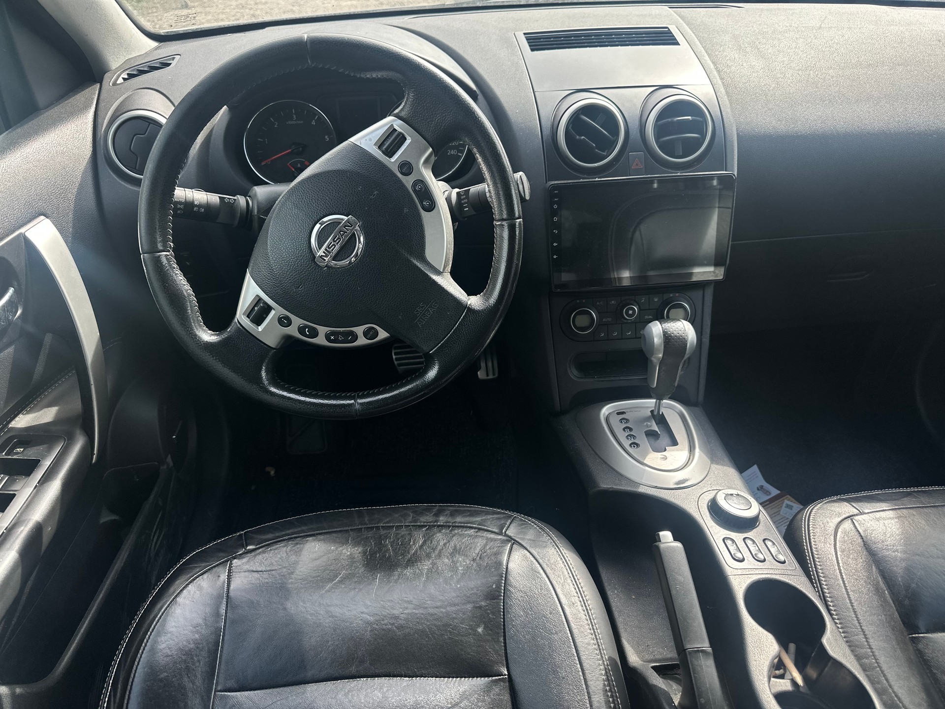 NISSAN Qashqai 2.0 dCi 4WD acenta-image-7