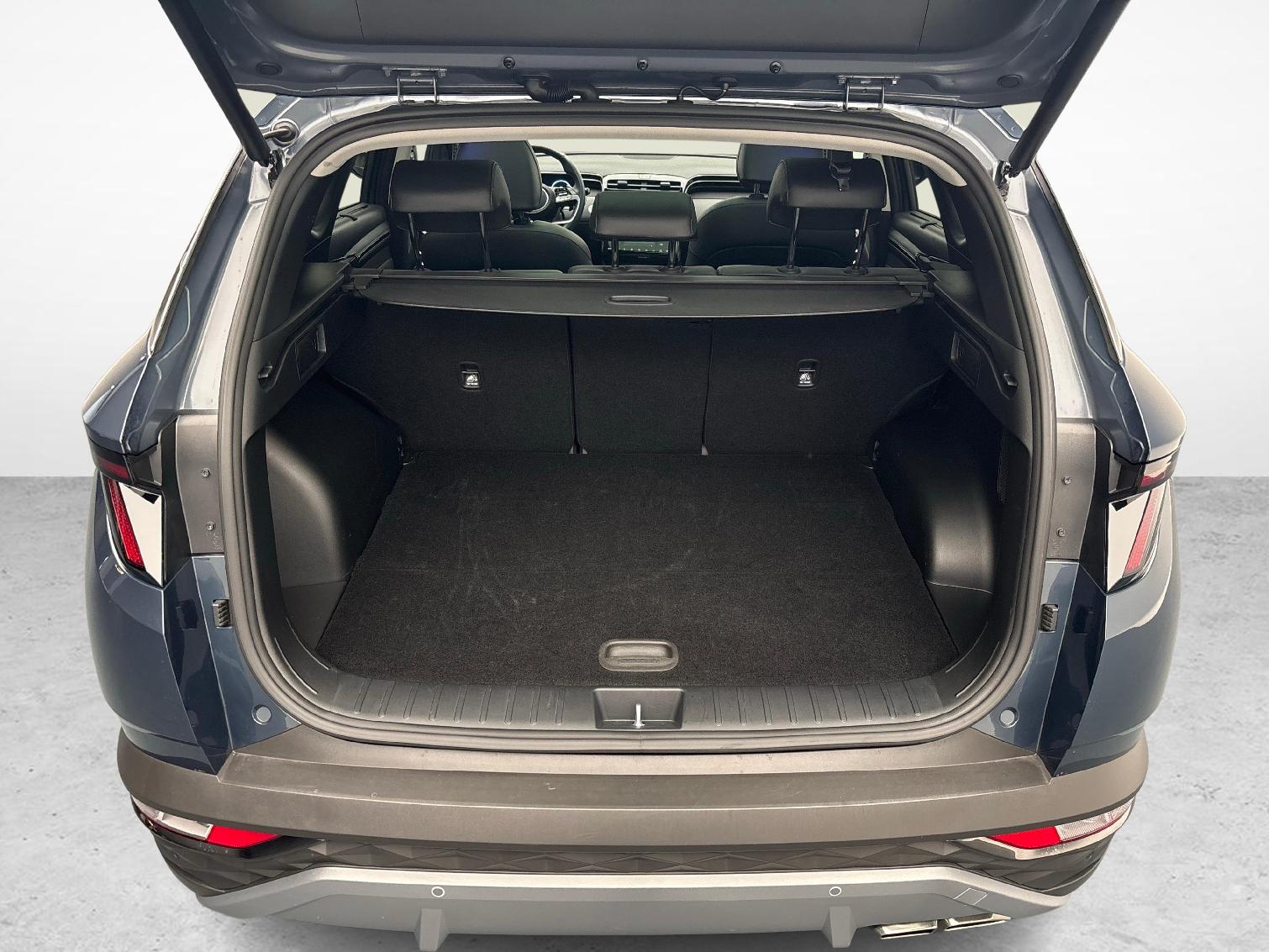 HYUNDAI Tucson 1.6 T-GDi PHEV Vertex Swiss Edition 4WD-image-11