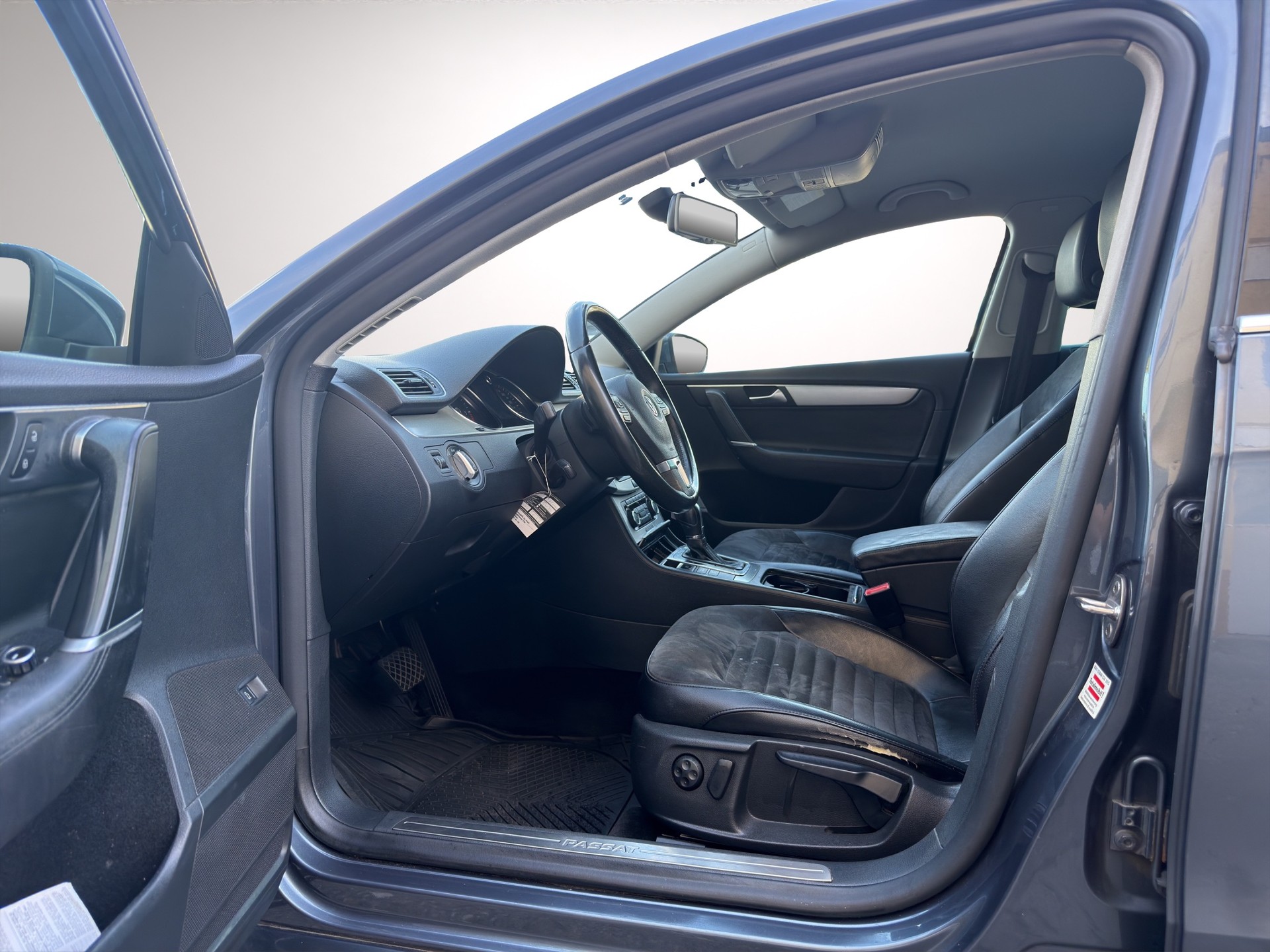 VW Passat Variant 2.0 TDI BMT Comfortline DSG-image-8