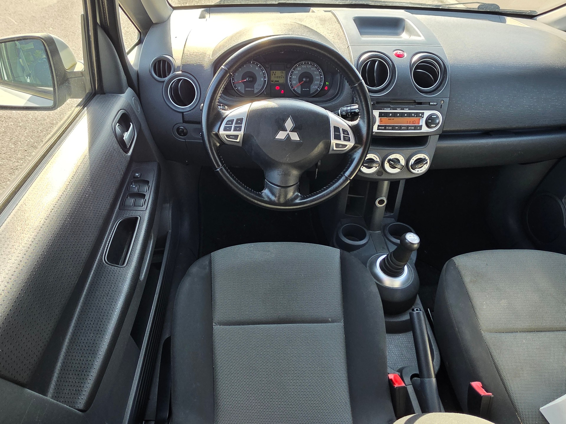 MITSUBISHI Colt 1.3 16V Jubilé (35) Allshift-image-9