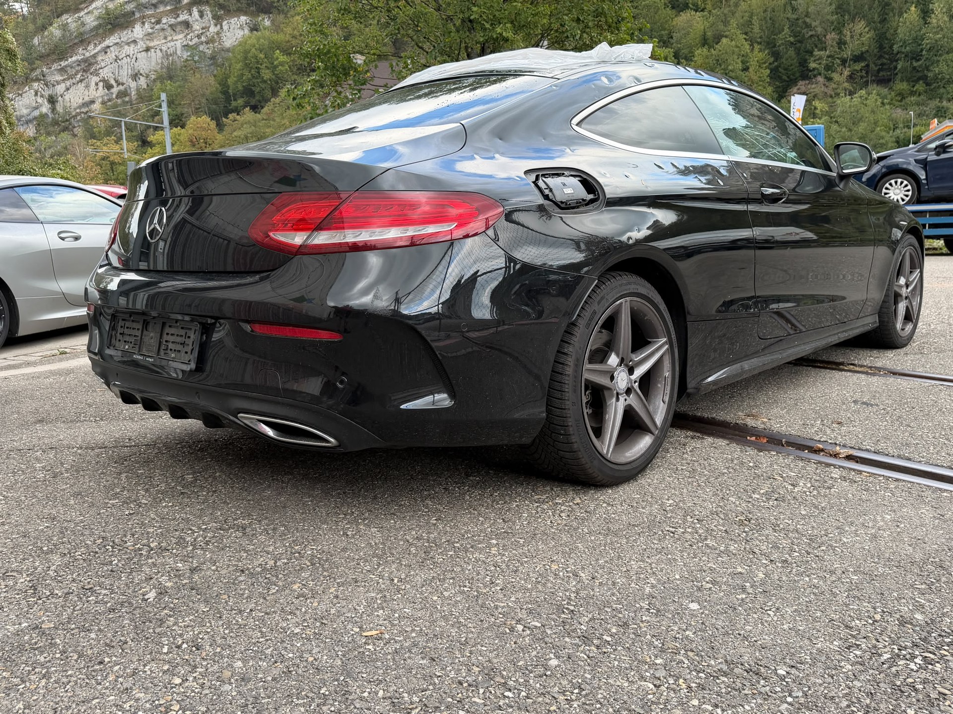 MERCEDES-BENZ C 220 d Cabriolet AMG Line 9G-Tronic-image-3