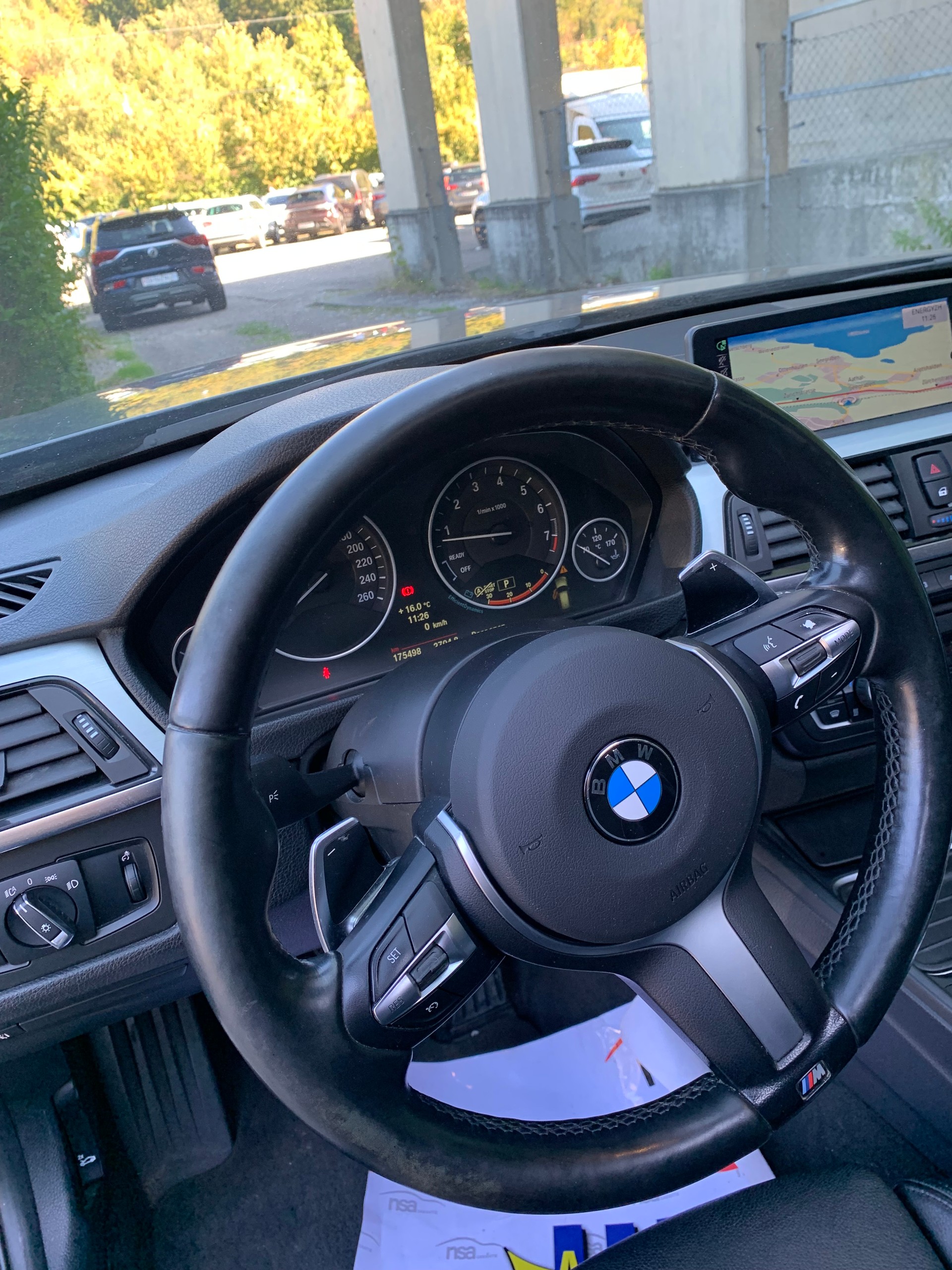 BMW 328i xDrive Touring Modern Line Steptronic-image-11