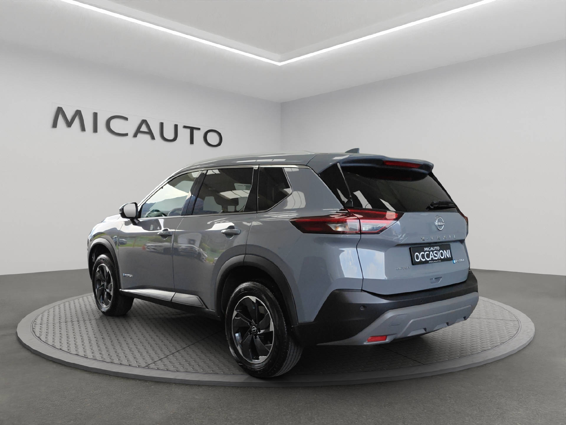 NISSAN X-Trail 1.5 VC-T N-Connecta e-4orce 7P-image-2