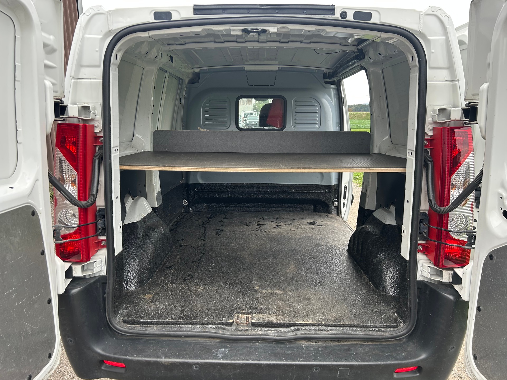 TOYOTA Proace 1.6D Glass Van Terra L2H1 mit frische Ab MFK und Service-image-15