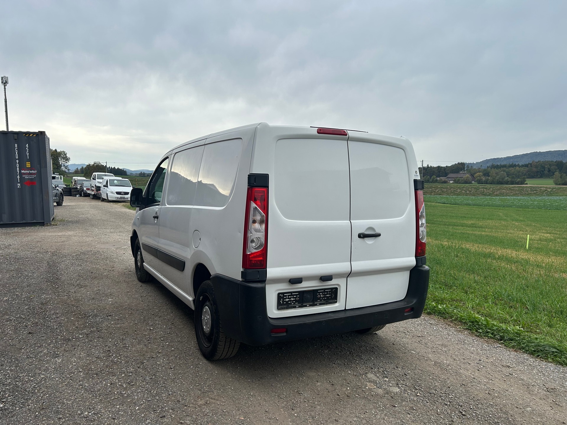TOYOTA Proace 1.6D Glass Van Terra L2H1 mit frische Ab MFK und Service-image-6