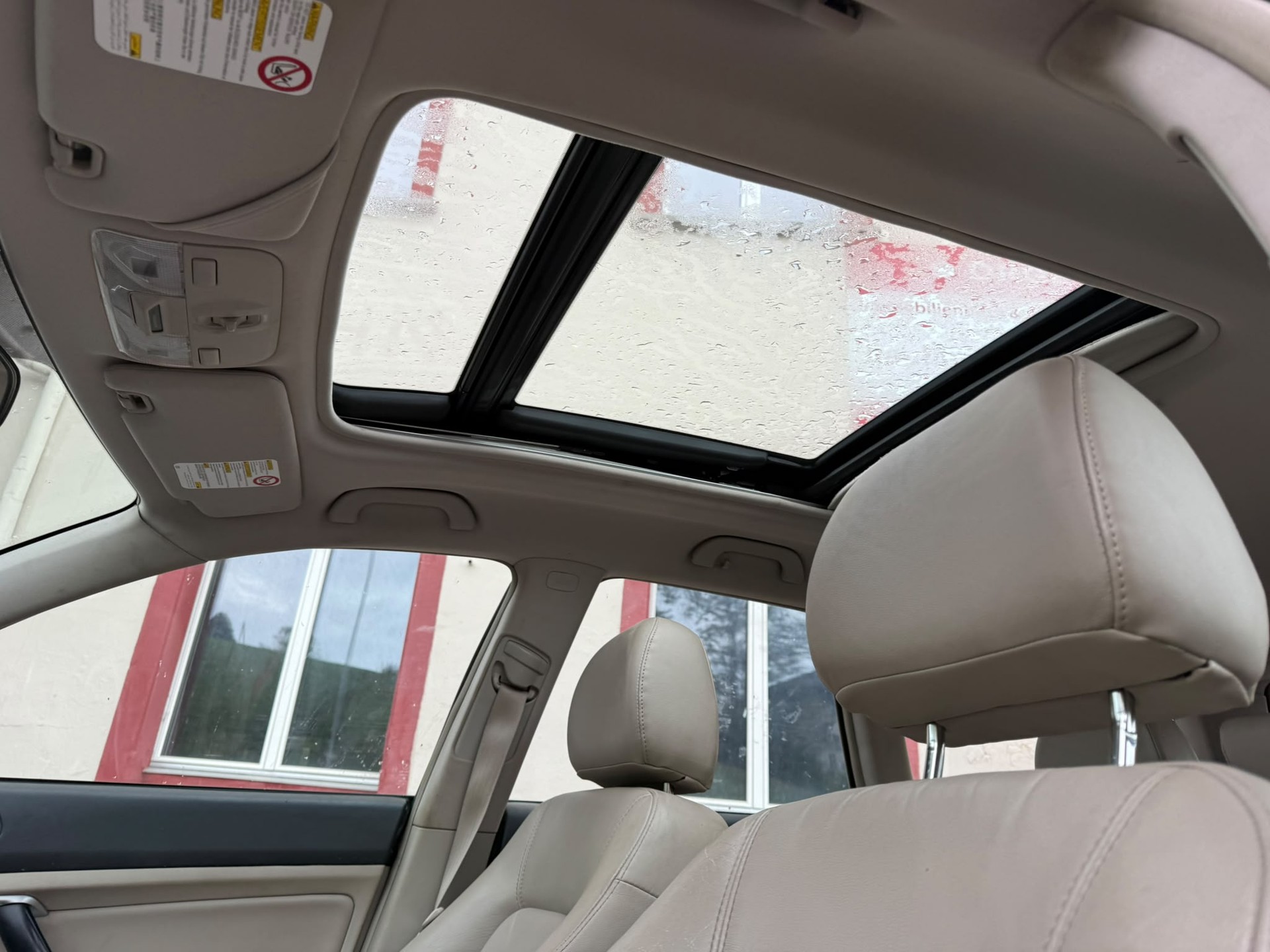 SUBARU Outback 3.0R AWD Swiss Automatic-image-6