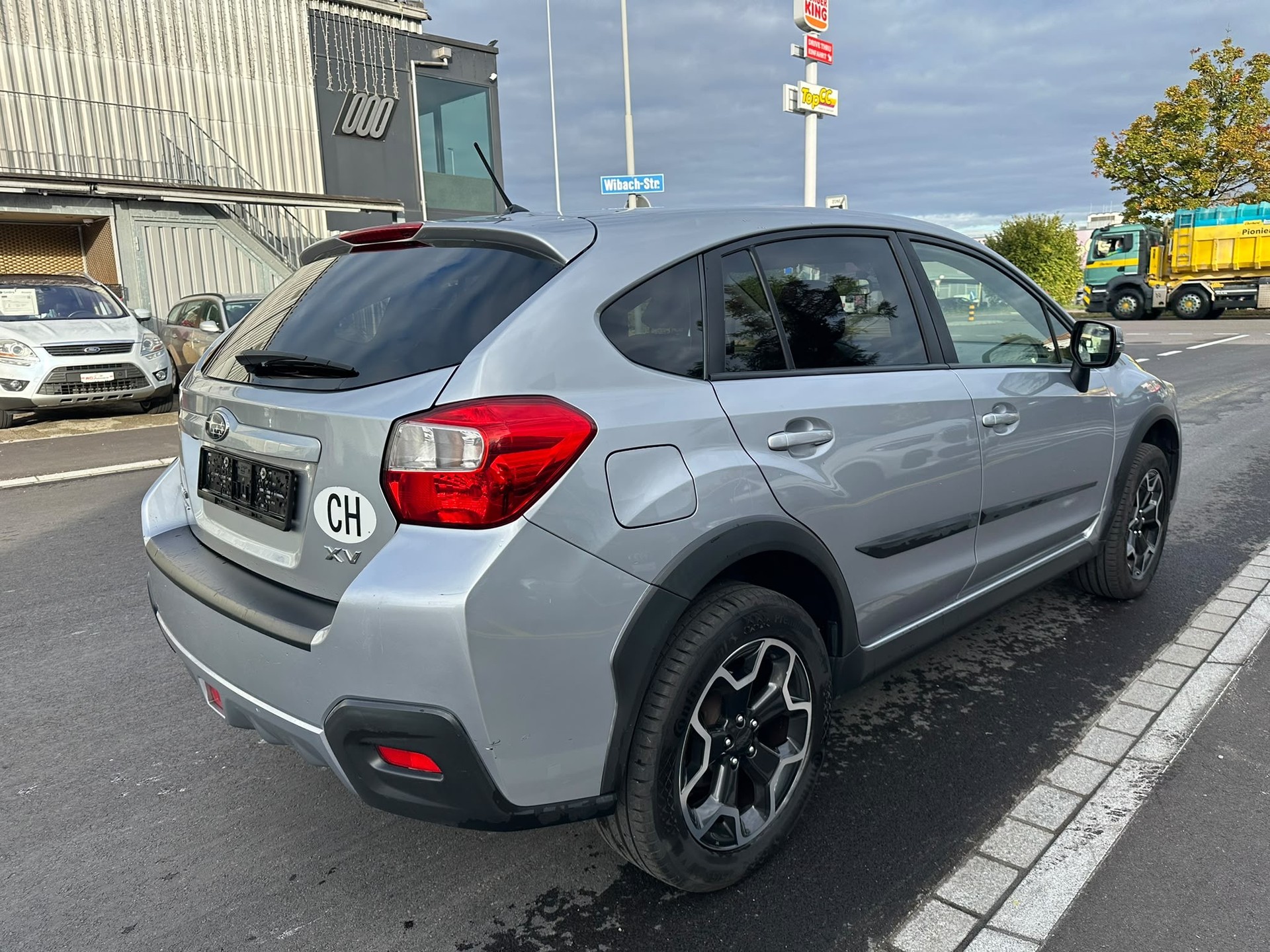 SUBARU XV 2.0 Swiss Two AWD CVT-image-5