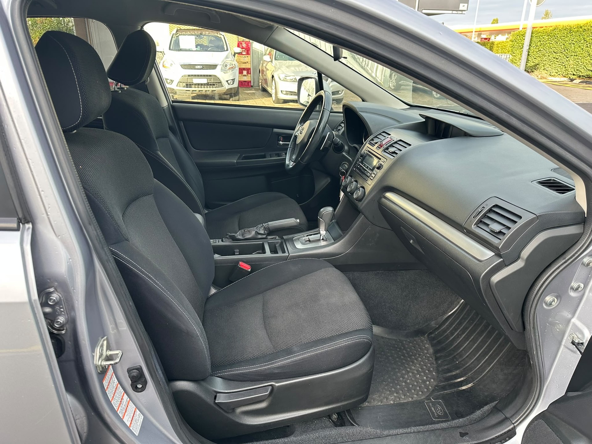 SUBARU XV 2.0 Swiss Two AWD CVT-image-13