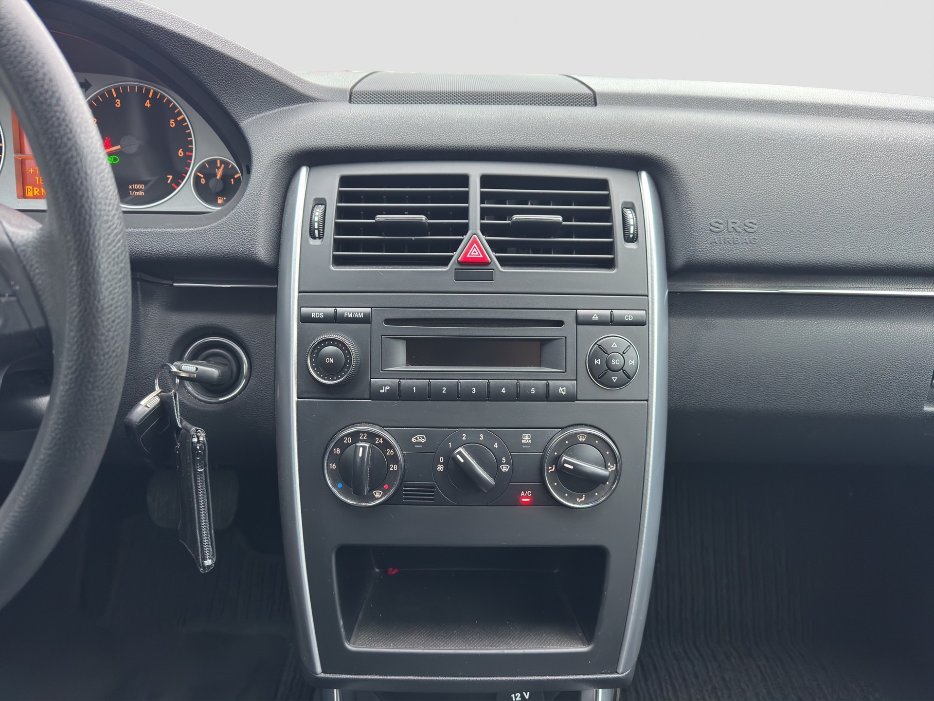 MERCEDES-BENZ B 160 (150) Autotronic-image-4