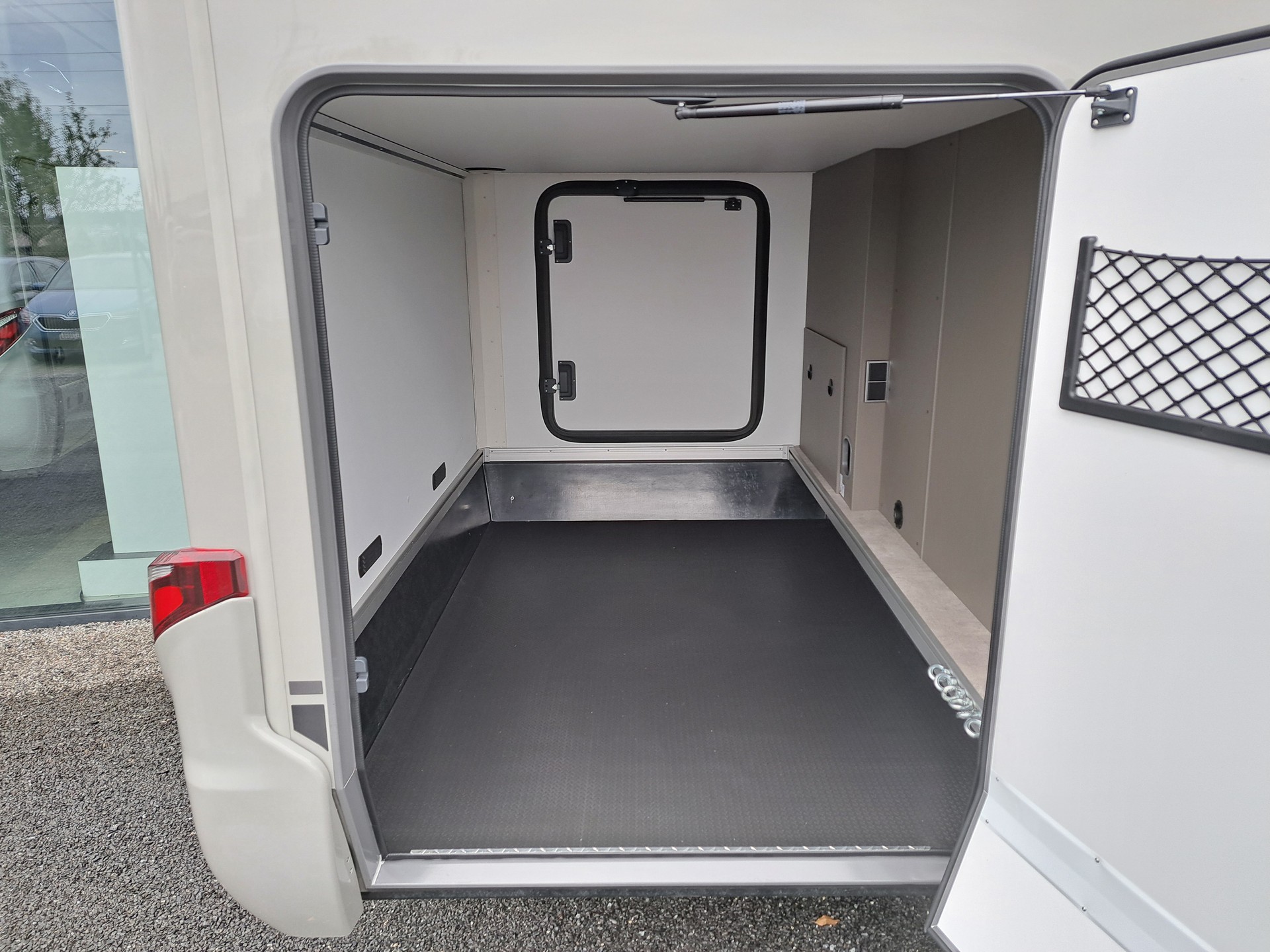 HYMER GT-S 685-image-12