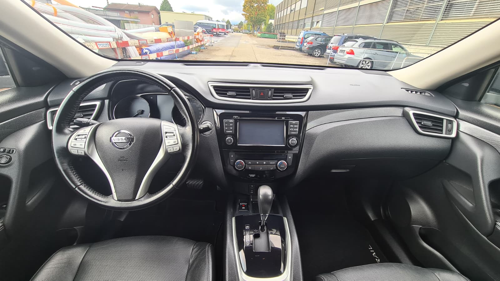 NISSAN X-Trail 2.0 dCi tekna Xtronic CVT ** 7-Plätzer ** Voll-Leder ** Gr-Navi ** RF-Kamera 360° ** Sitzheizung ** Frisch Ab MFK **-image-14
