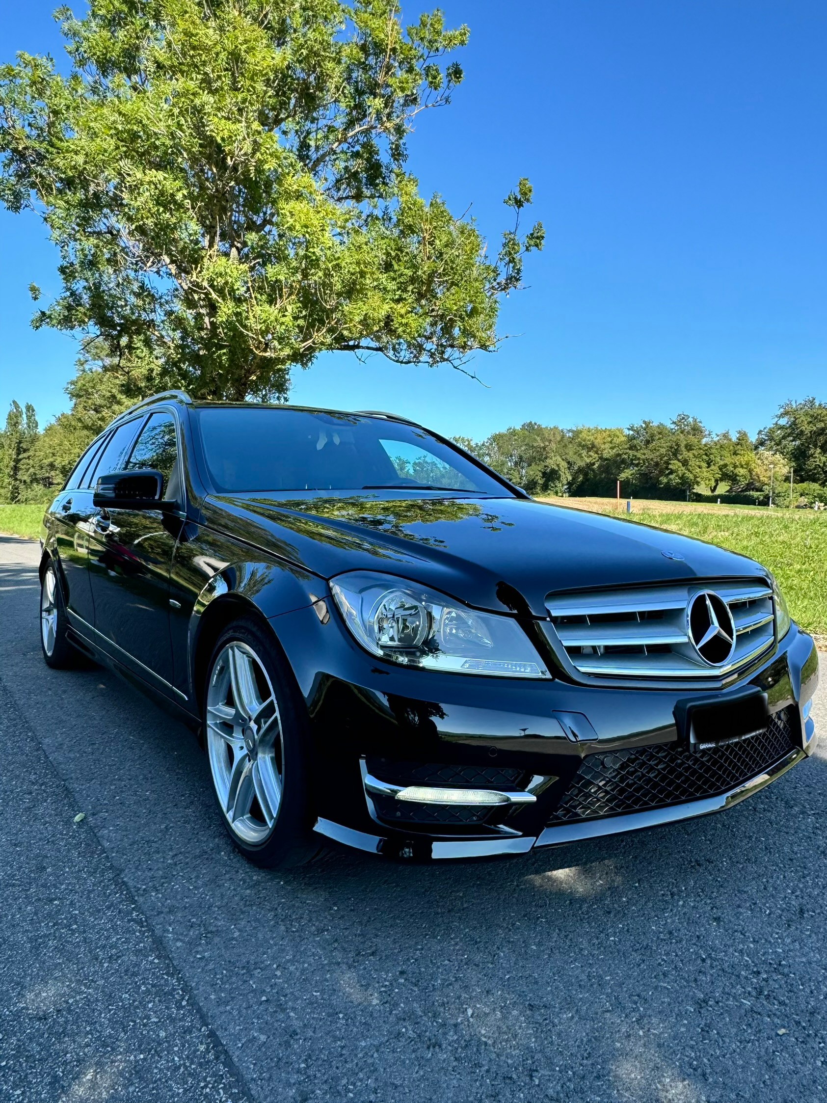 Car photo