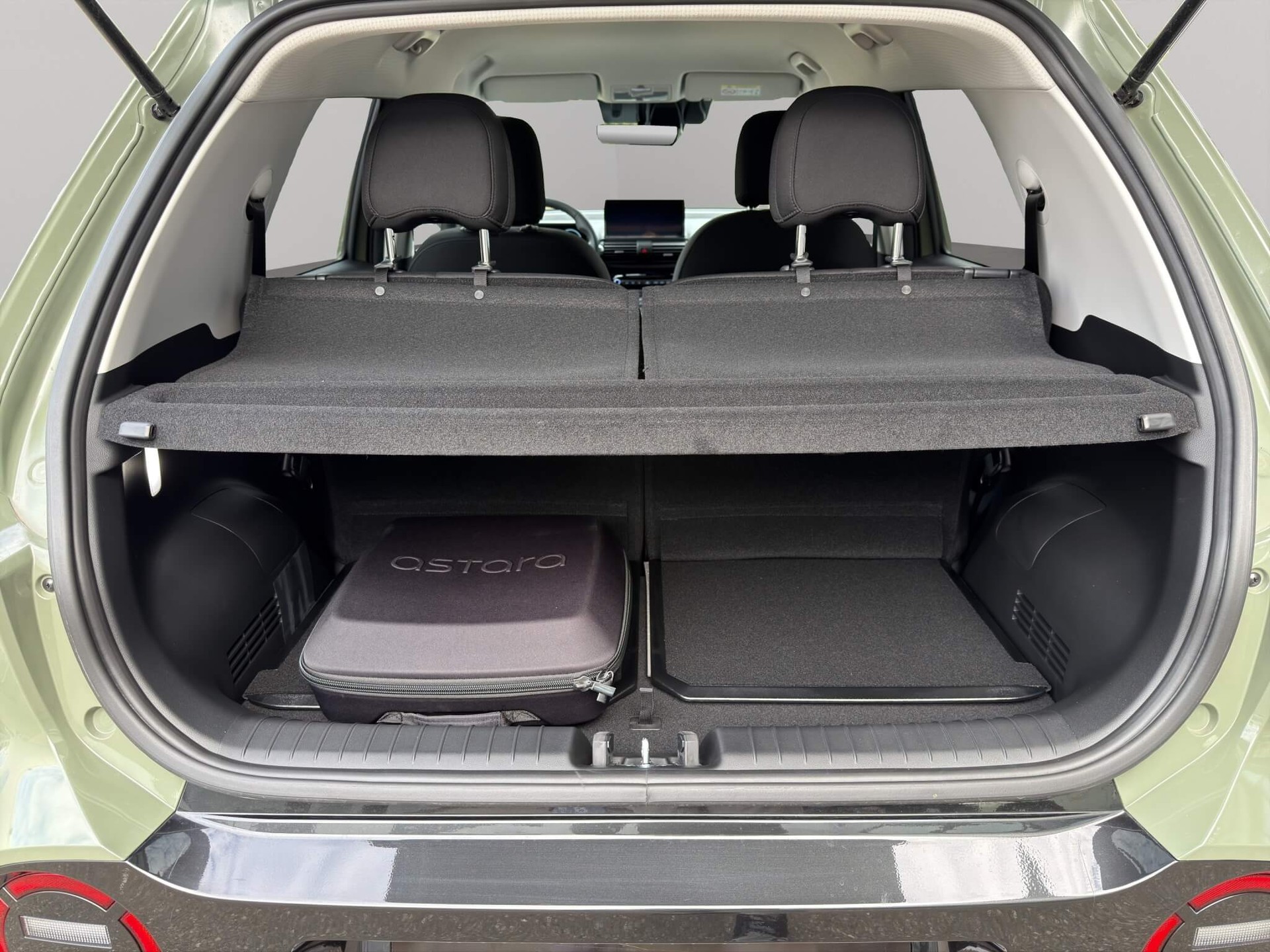 HYUNDAI Inster 49 kWh Electric Vertex-image-8