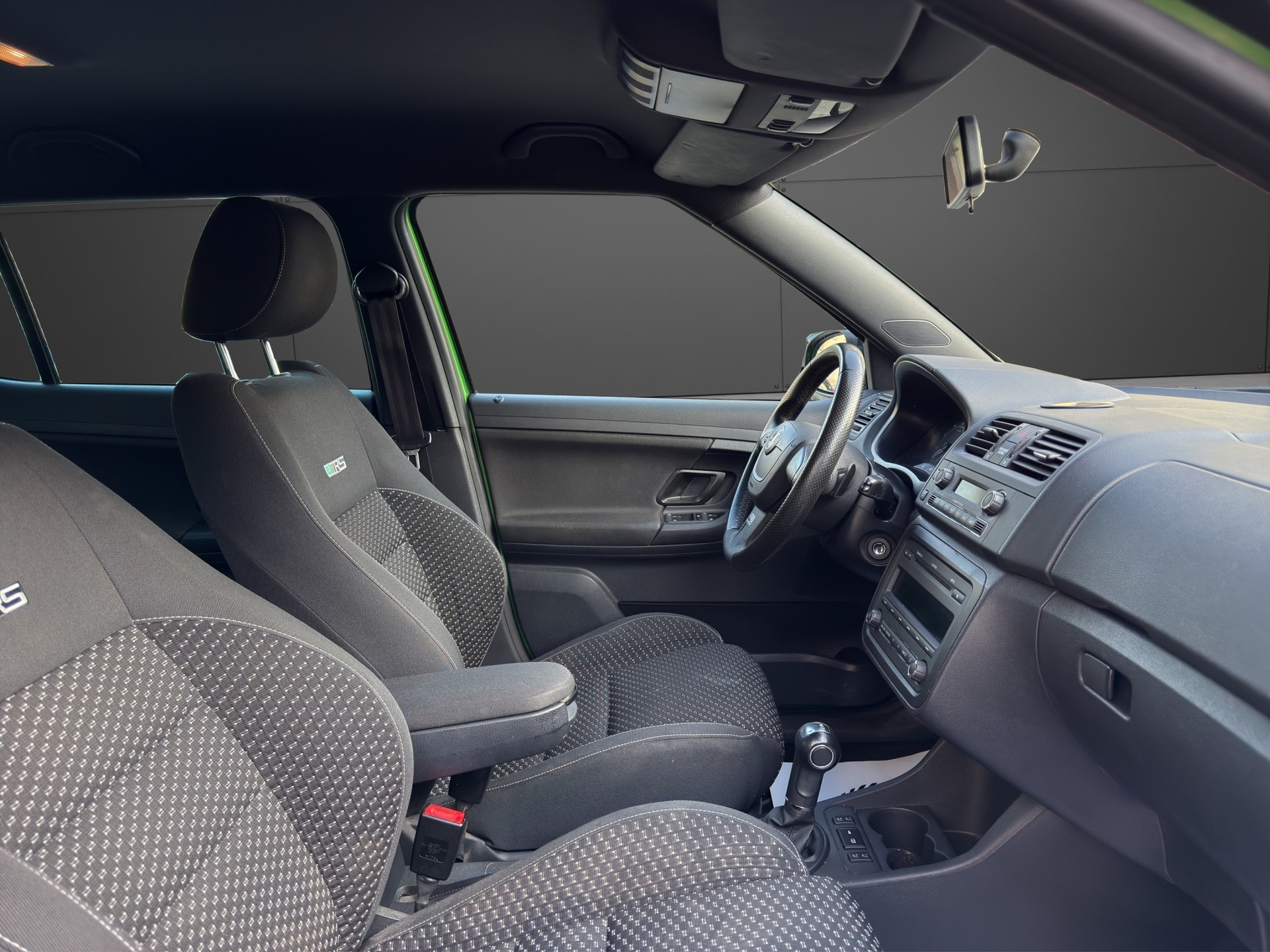 SKODA Fabia 1.4 TSI RS DSG-image-11