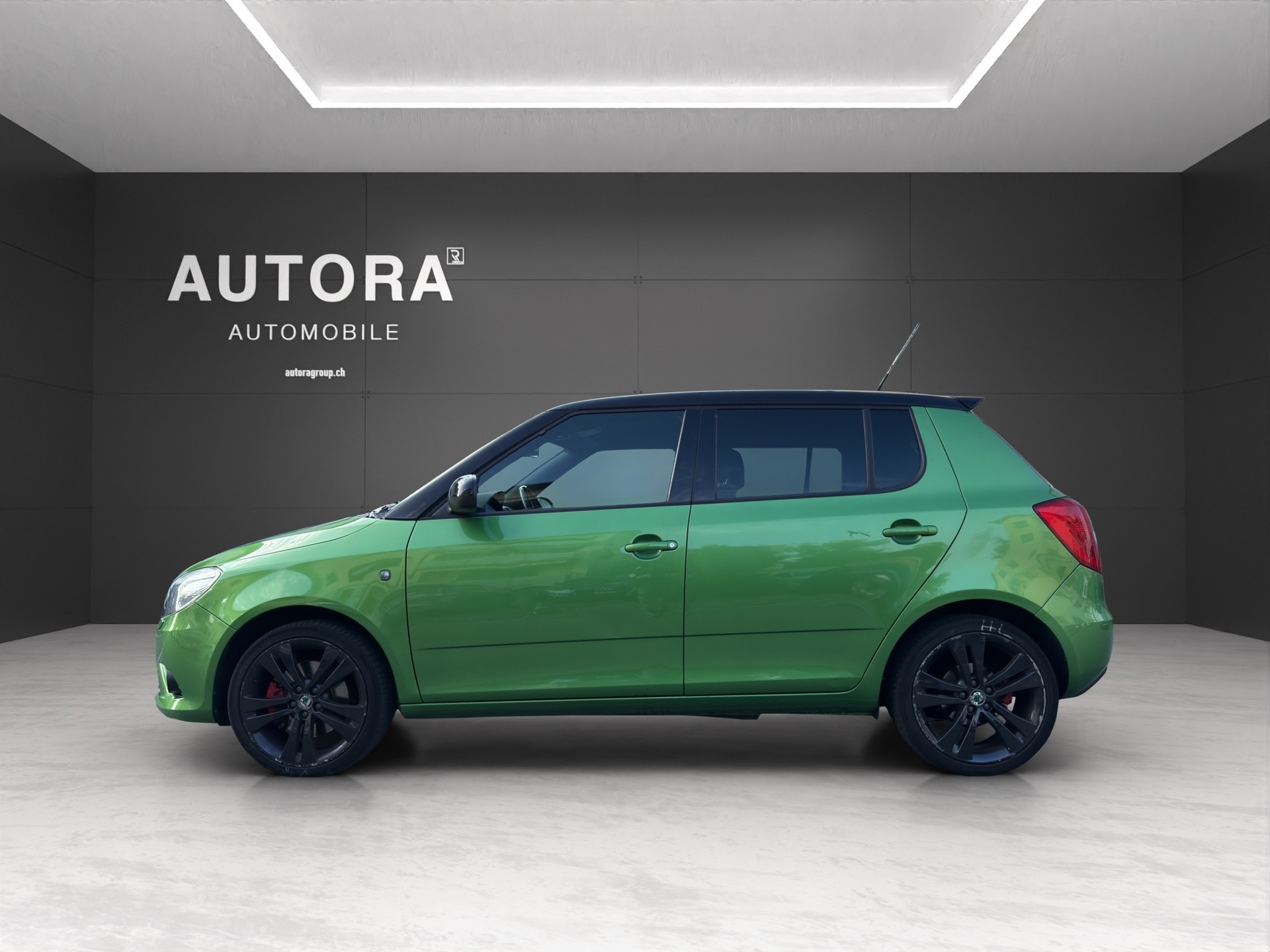 SKODA Fabia 1.4 TSI RS DSG-image-2