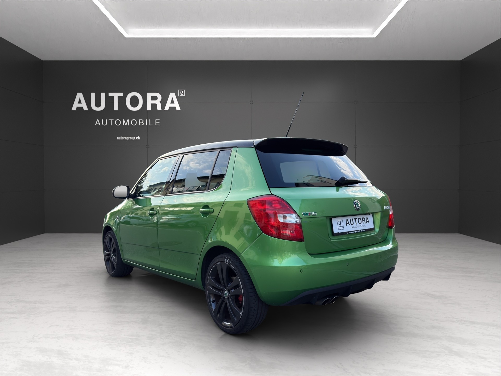SKODA Fabia 1.4 TSI RS DSG-image-3