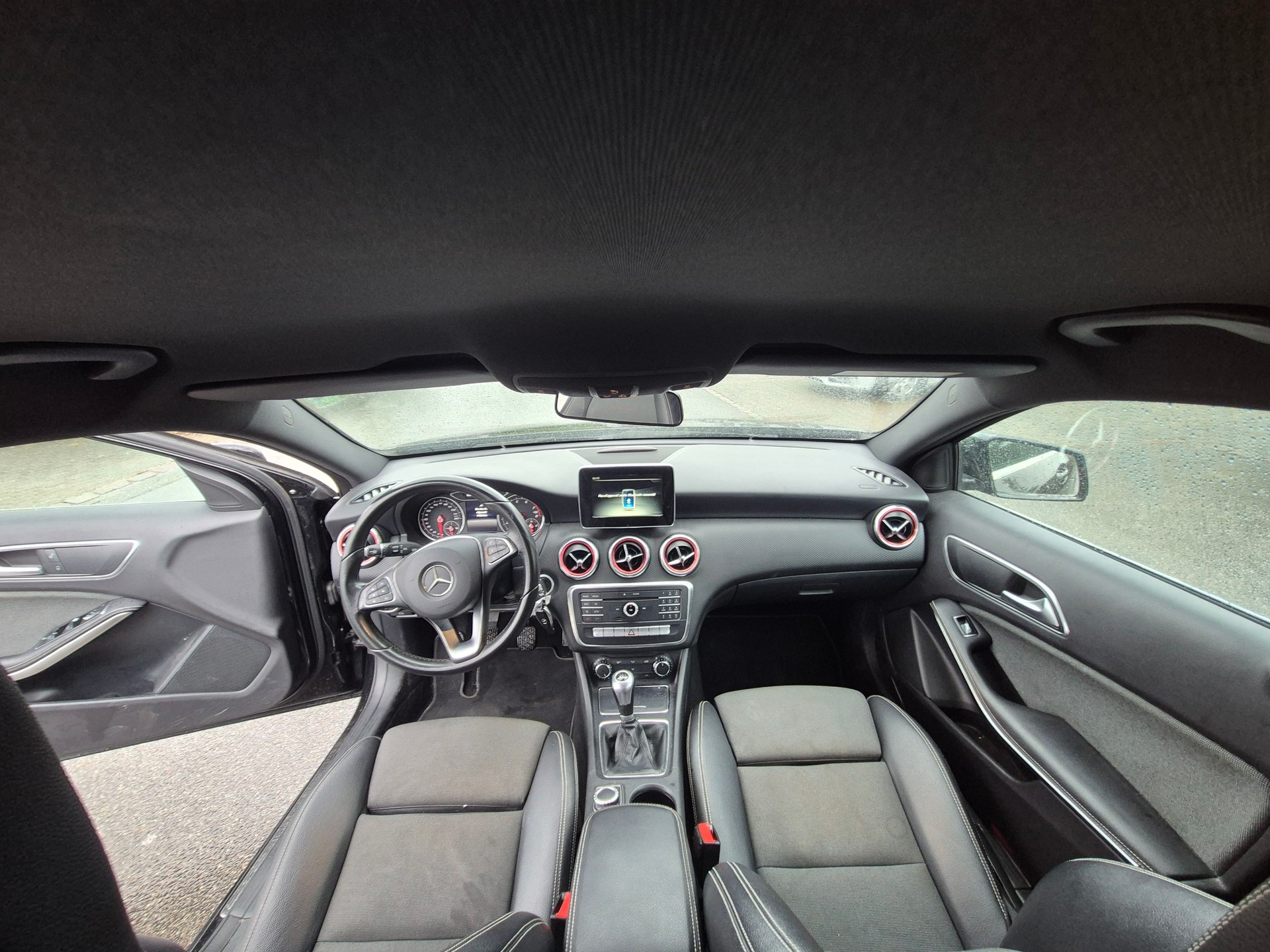 MERCEDES-BENZ A 160-image-8