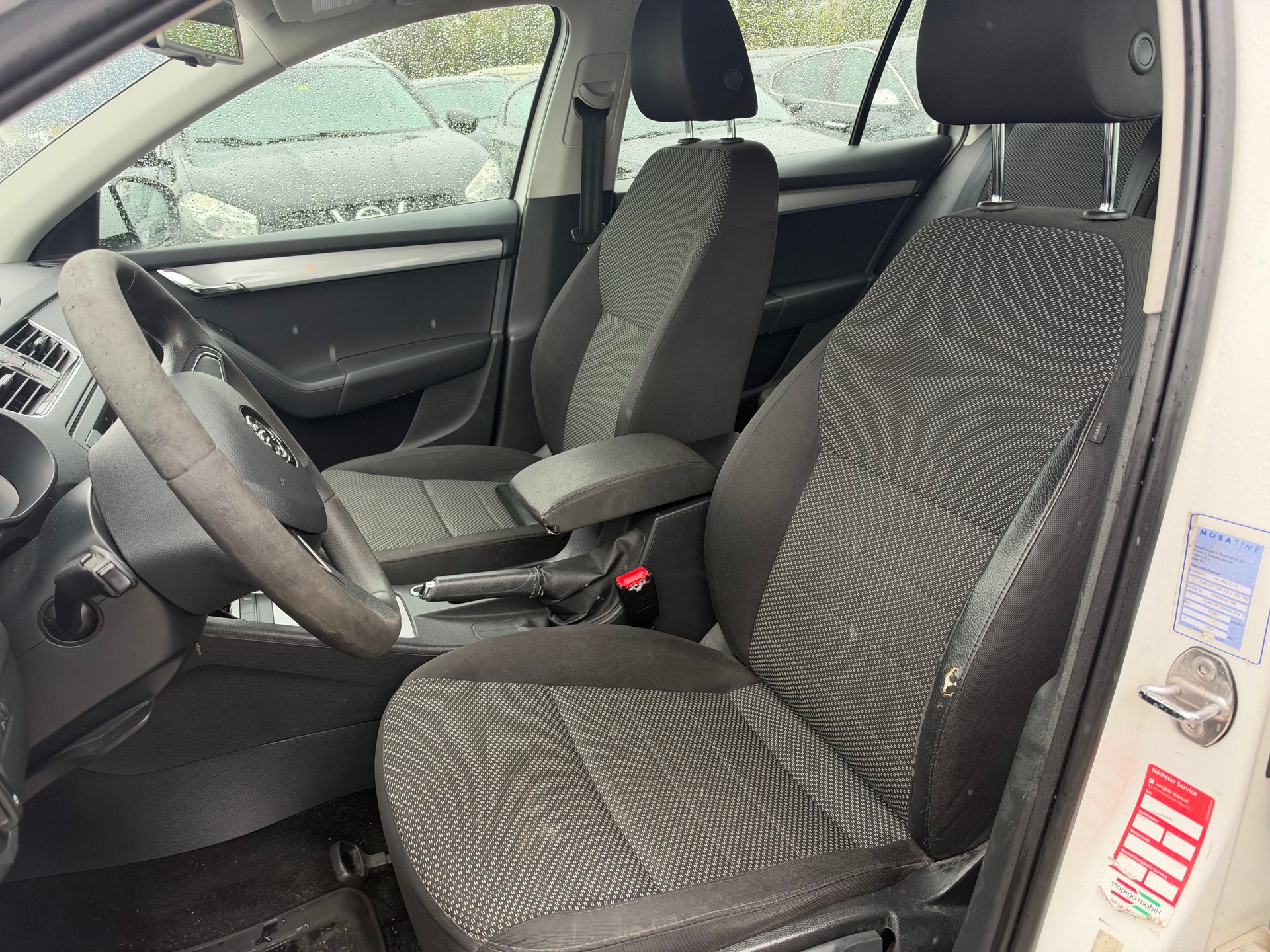 SKODA Octavia Combi 1.8 TSI Ambition 4x4 DSG-image-7