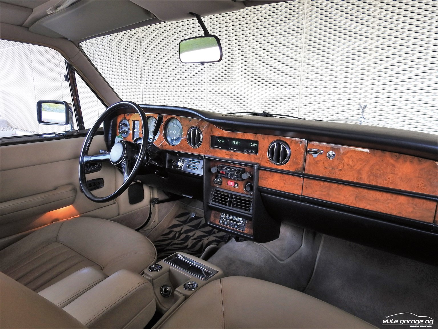 ROLLS-ROYCE Silver Spirit Mk. I-image-8