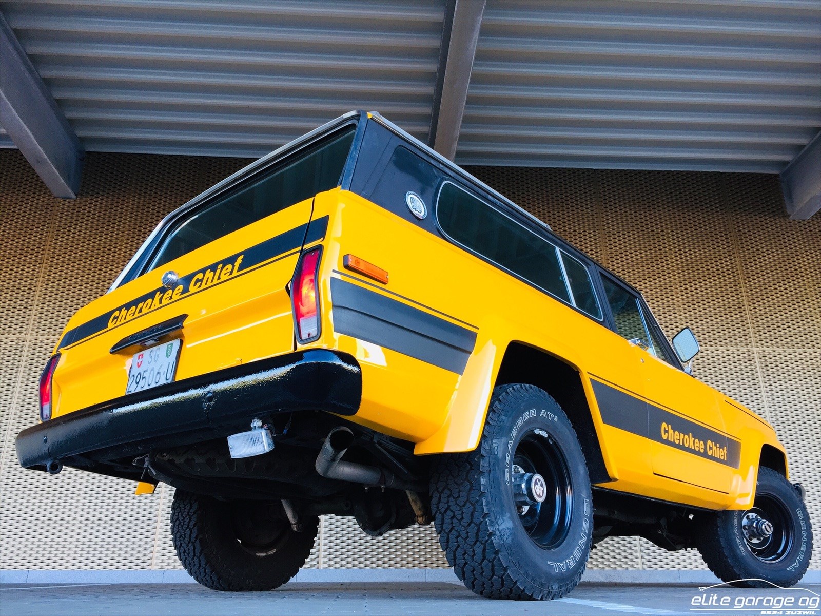 JEEP Cherokee 5.9 V8 Chief-image-5