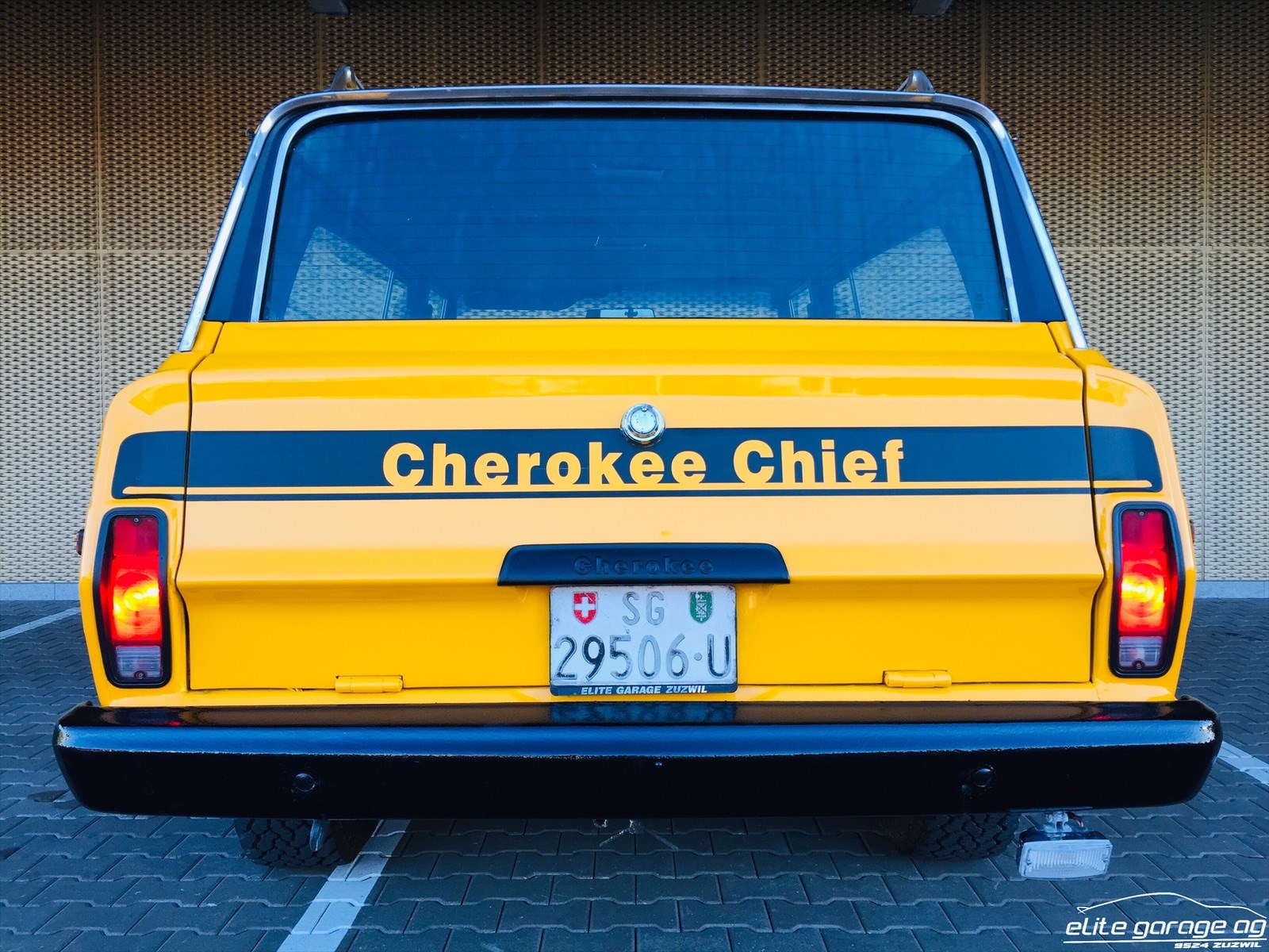 JEEP Cherokee 5.9 V8 Chief-image-7