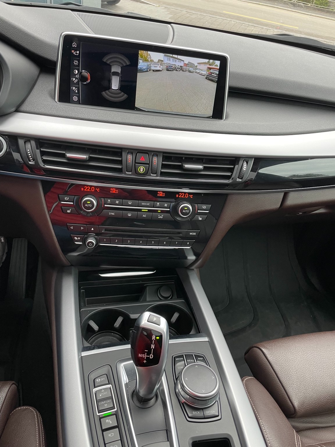 BMW X5 xDrive 40d Steptronic-image-11
