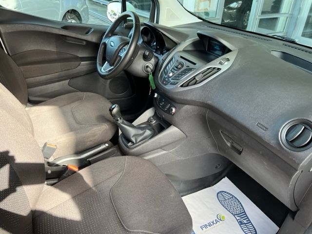 FORD Transit Courier Van 1.0 EcoBoost Trend-image-8