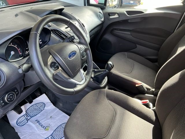 FORD Transit Courier Van 1.0 EcoBoost Trend-image-9