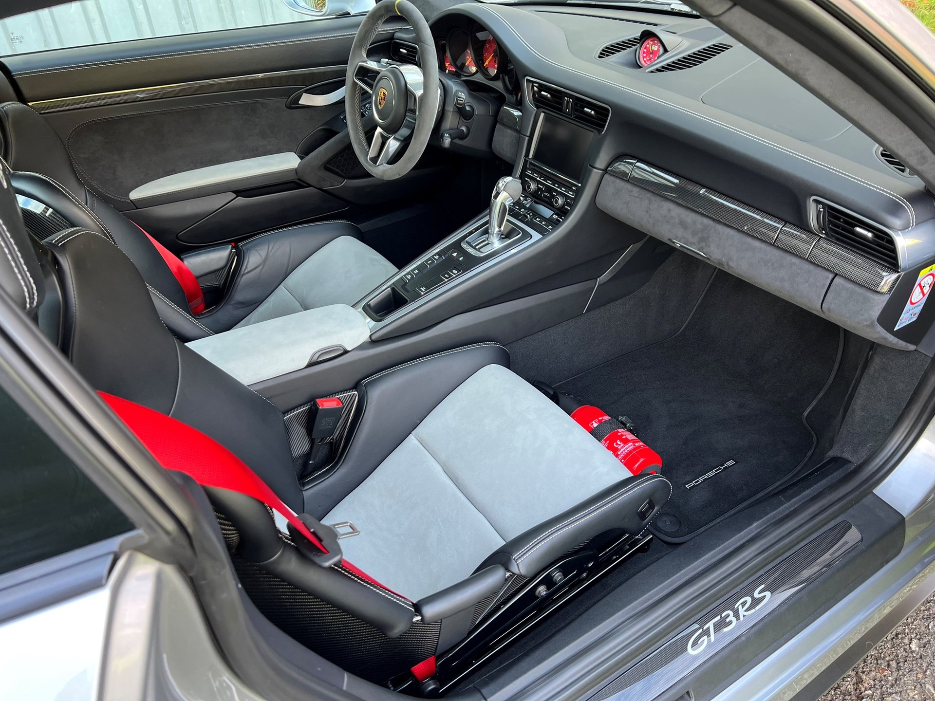 PORSCHE 911 GT3 RS PDK-image-11