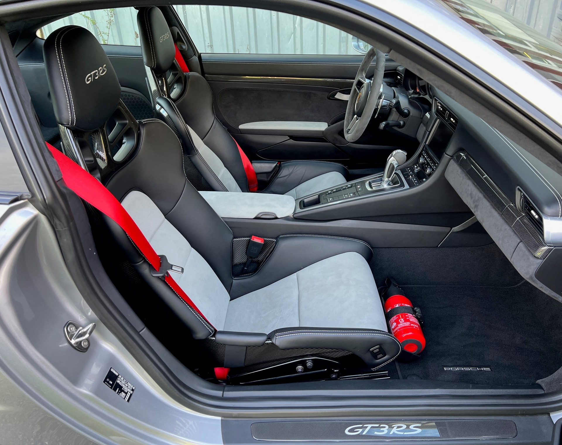 PORSCHE 911 GT3 RS PDK-image-12