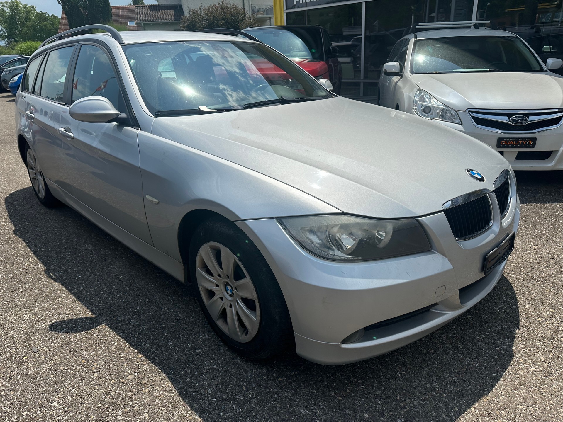 BMW 320i Access Steptronic-image-2