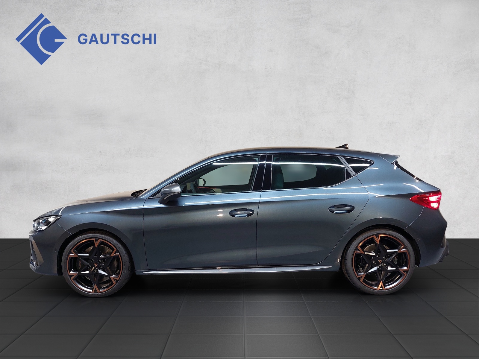 CUPRA LEON 2.0 TSI VZ DSG-image-1