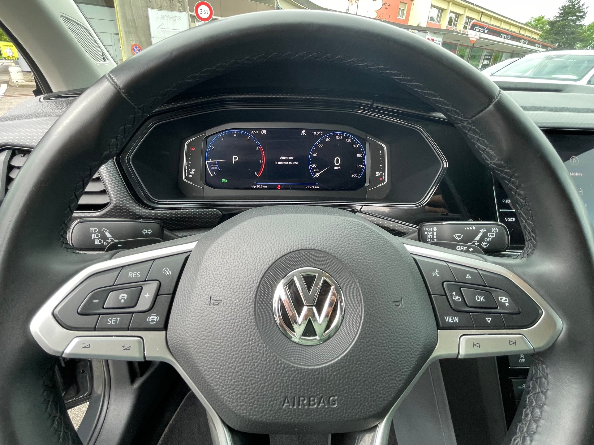 VW T-Cross 1.0 TSI Life DSG-image-11