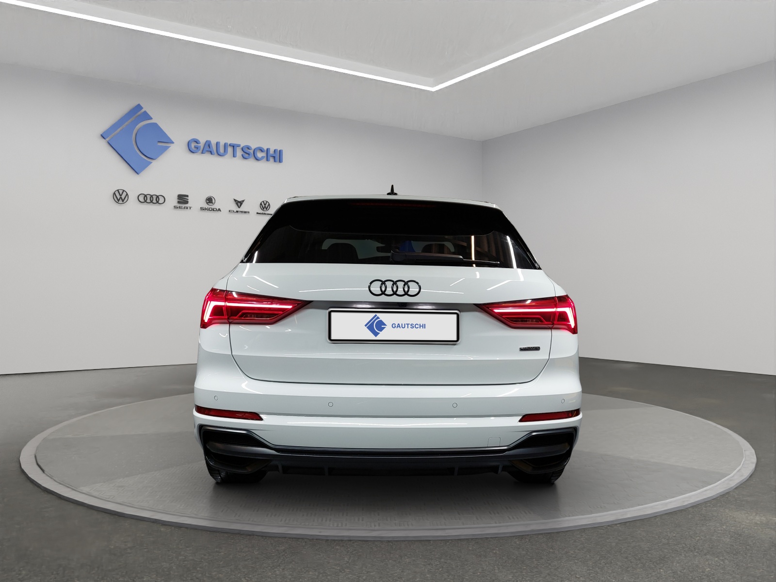 AUDI Q3 35 TDI S line quattro S-tronic-image-3