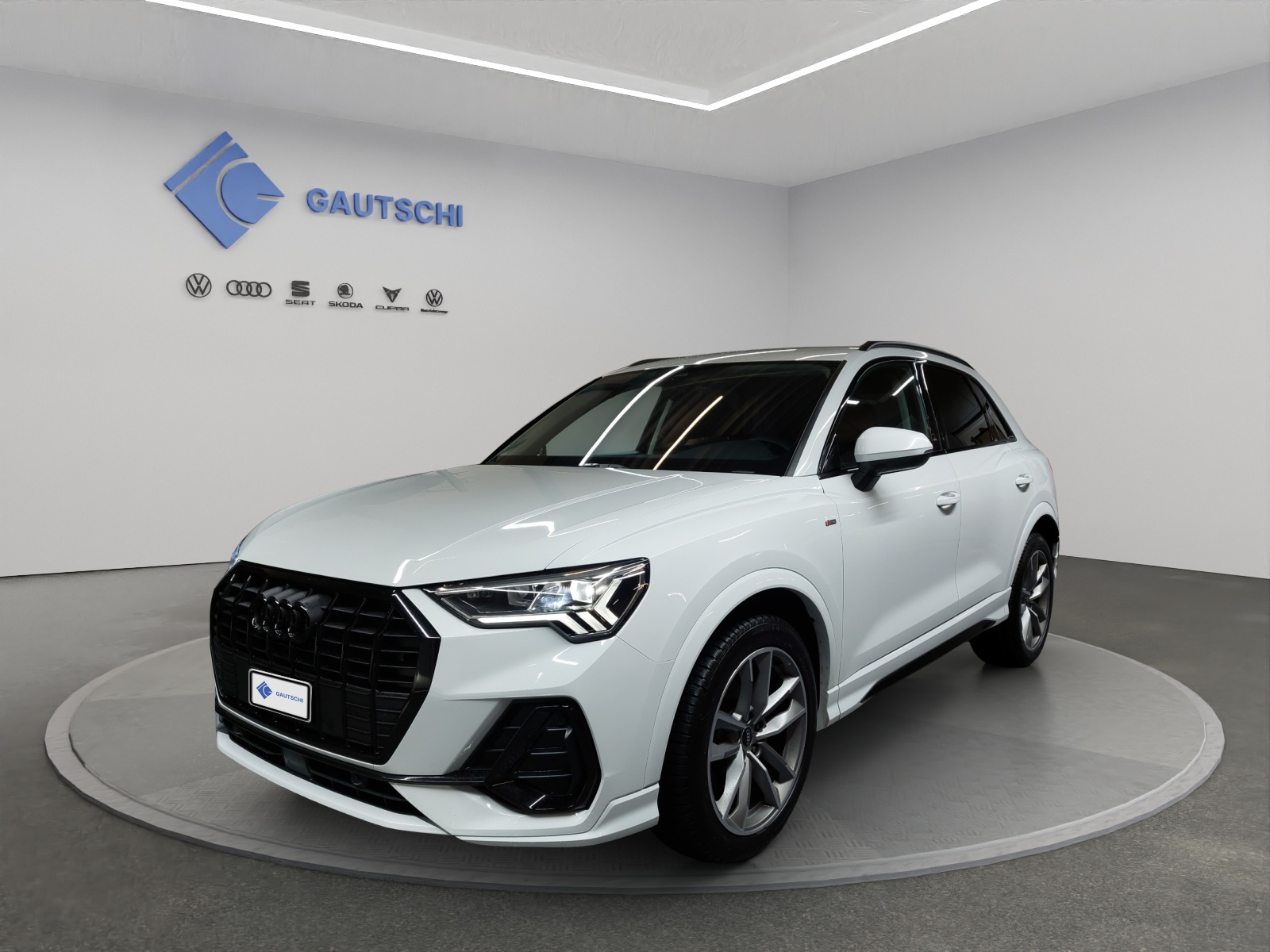 AUDI Q3 35 TDI S line quattro S-tronic-image-0