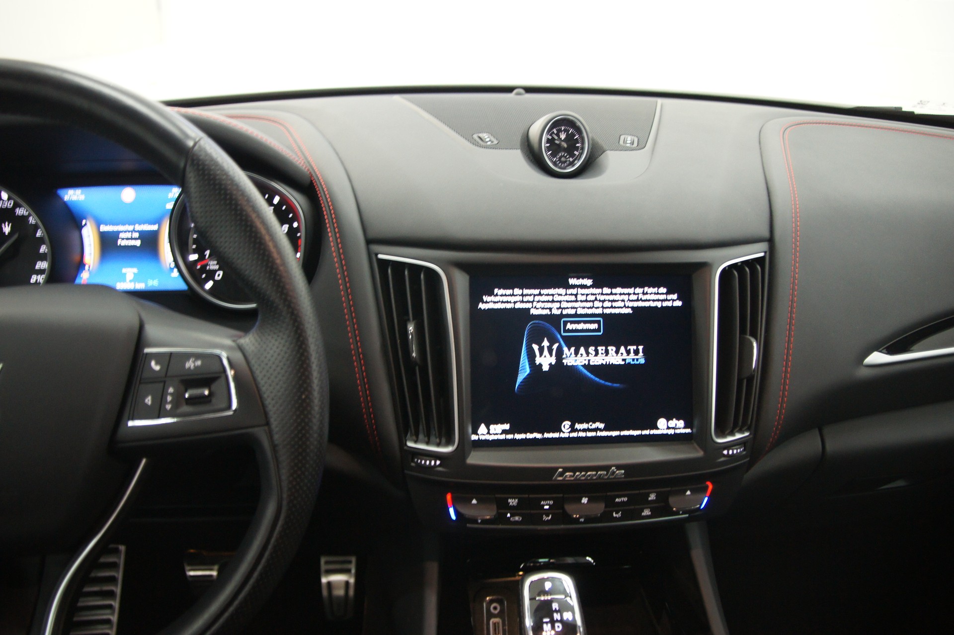 MASERATI Levante 3.0 V6 GranSport Automatica-image-9