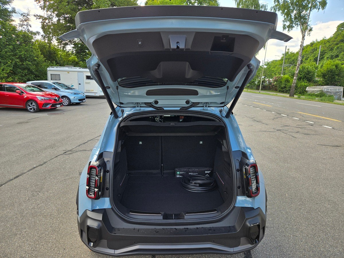 RENAULT 4 E-Tech Comfort Range iconic-image-9