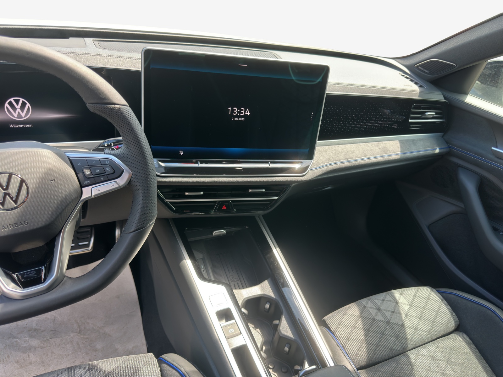 VW Passat Variant 2.0 TSI evo4 R-Line 4 Motion DSG-image-10
