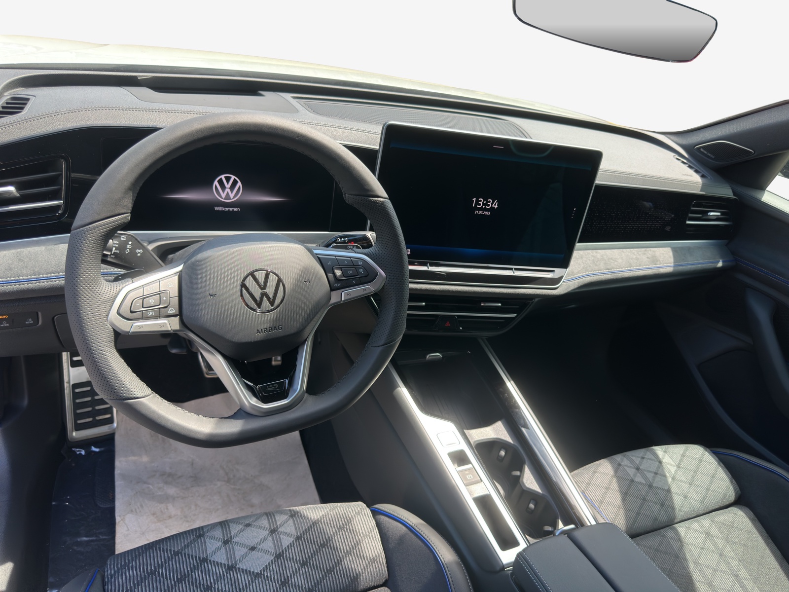 VW Passat Variant 2.0 TSI evo4 R-Line 4 Motion DSG-image-8