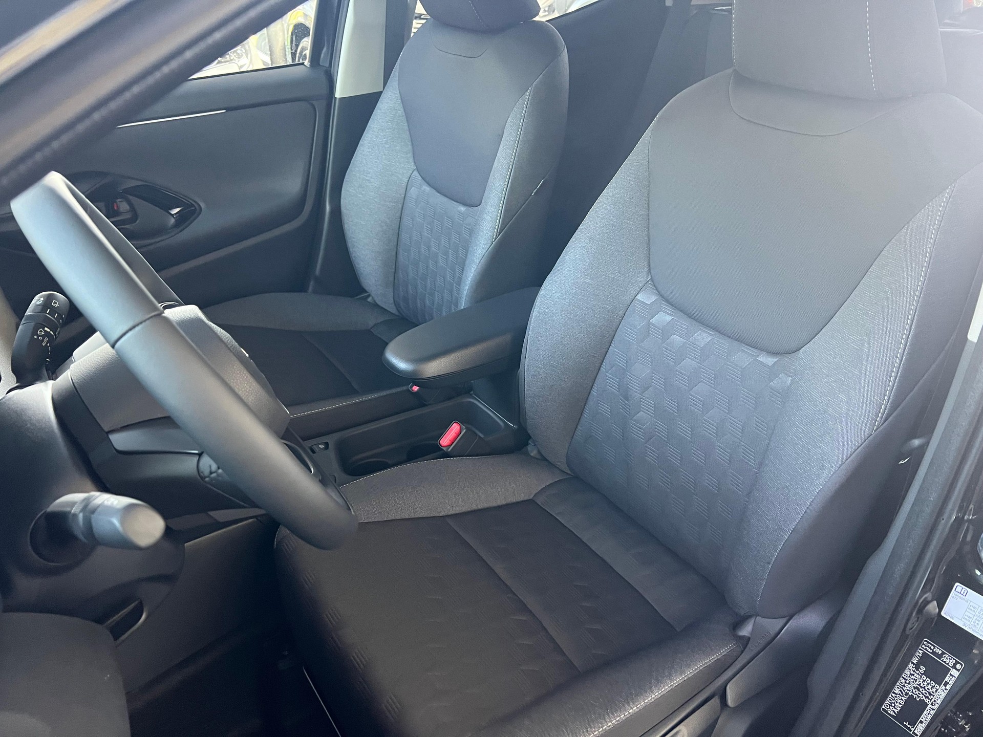 TOYOTA Yaris 1.5 VVT-i HSD Trend-image-8