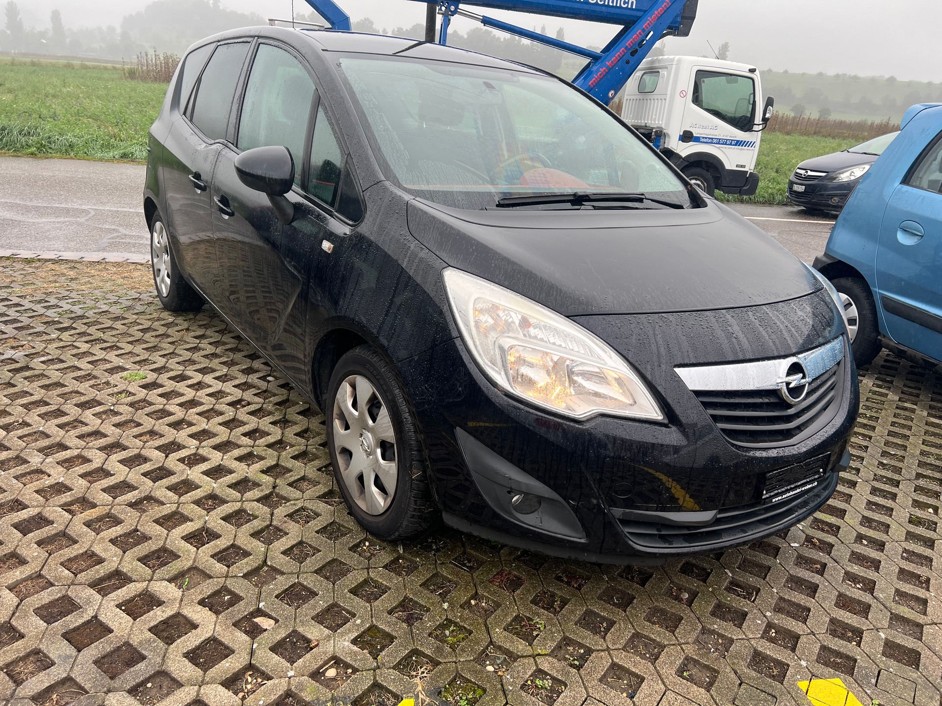 OPEL Meriva 1.4 Turbo Enjoy-image-2