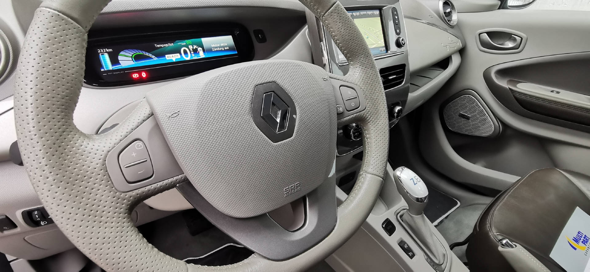 RENAULT Zoe R90 Swiss Edition (Batteriemiete)-image-14