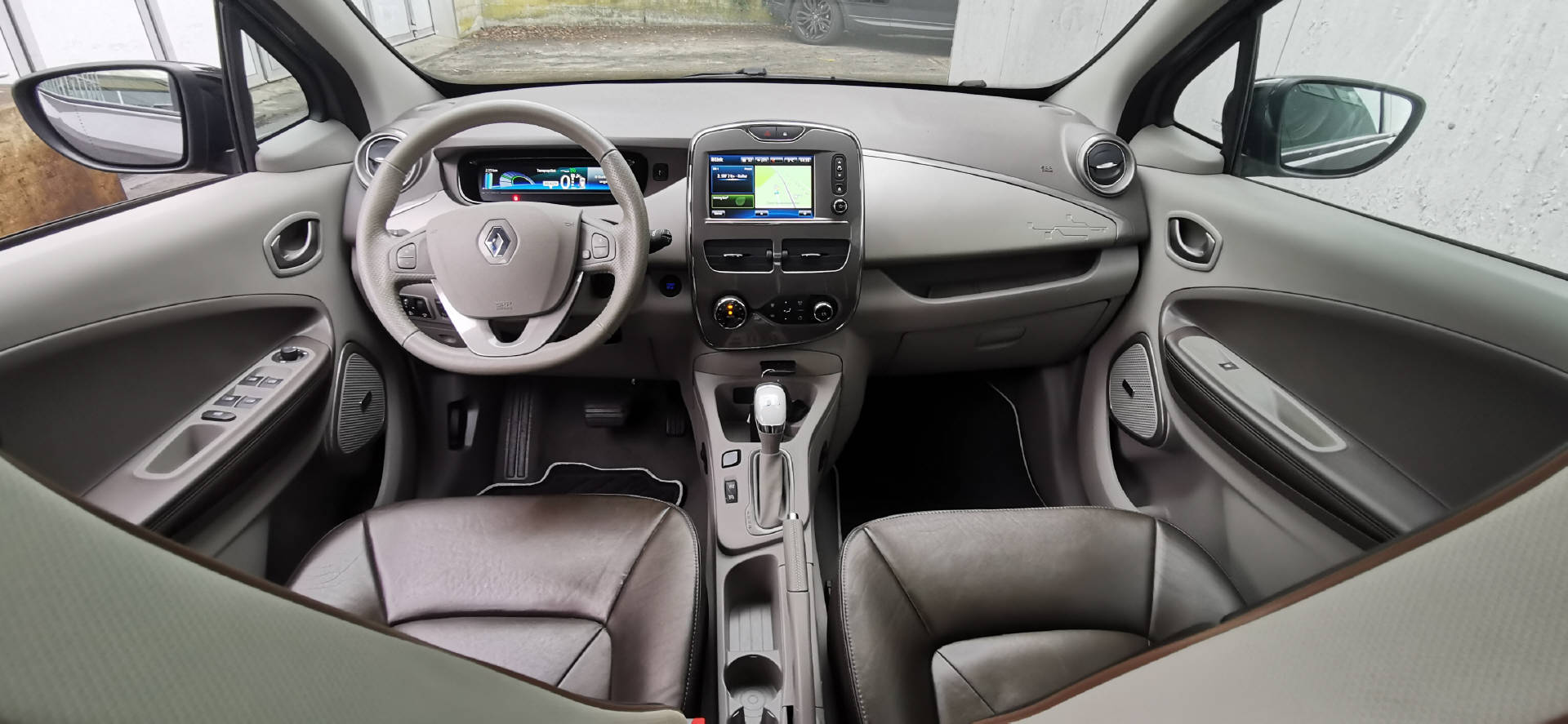RENAULT Zoe R90 Swiss Edition (Batteriemiete)-image-7